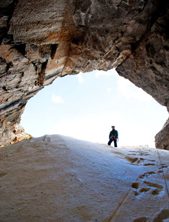 Στα άδυτα του σπηλαίου «Booming Ice Chasm» - Φωτογραφία 7