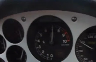 Μια FERRARI 360 Modena πιάνει από στάση τα 230 χλμ/ώρα! [video] - Φωτογραφία 1