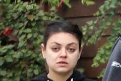Mila Kunis: Η πιο sexy γυναίκα του κόσμου, δεν πολυβλέπεται χωρίς «ρετούς»...