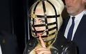 Lady Gaga: Έβαλε το κλουβί στο κεφάλι και βγήκε… - Φωτογραφία 3