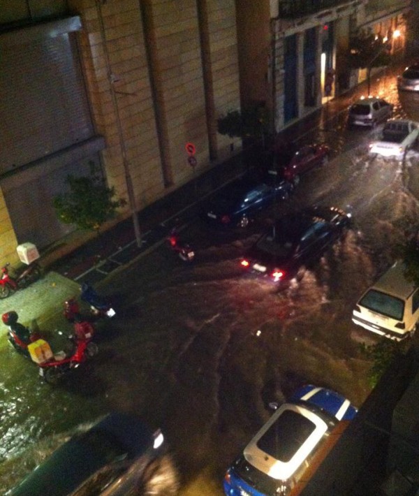 Πλημμύρισε η Πάτρα - Προς εκκένωση το γραφείο του Δημάρχου! ΦΩΤΟ - Φωτογραφία 3