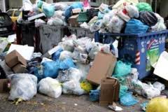 Λόφοι σκουπιδιών σε δήμους της Θεσσαλονίκης - Φωτογραφία 1