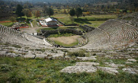 Πόλεμος για την αναστήλωση του αρχαίου θεάτρου της Δωδώνης! - Φωτογραφία 1