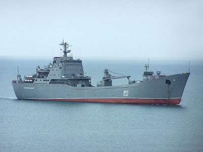 Ρωσικά πλοία στον Πειραιά - Φωτογραφία 1