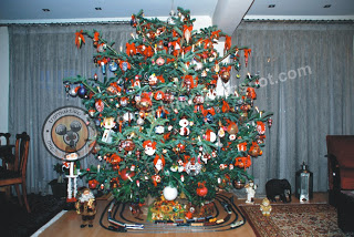 Οι αναγνώστες του tromaktiko στέλνουν το Χριστουγεννιάτικα στολισμένο σπίτι τους... - Φωτογραφία 1
