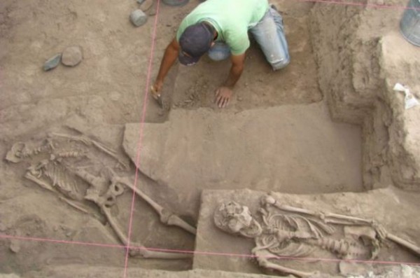 Aπίστευτο!!! Βρήκαν λείψανα... «εξωγήινων» στο Μεξικό (pics&video) - Φωτογραφία 5