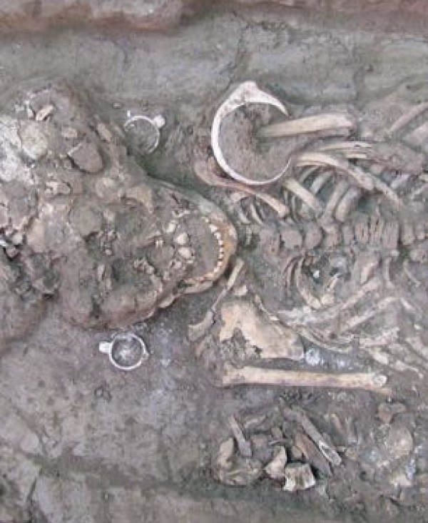 Aπίστευτο!!! Βρήκαν λείψανα... «εξωγήινων» στο Μεξικό (pics&video) - Φωτογραφία 6