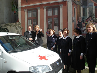 Ένα αυτοκίνητο για τον Ερυθρό Σταυρό Τρικάλων - Φωτογραφία 1
