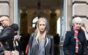 Poppy Delevingne. On the streets with Inspiring Outfits! - Φωτογραφία 12