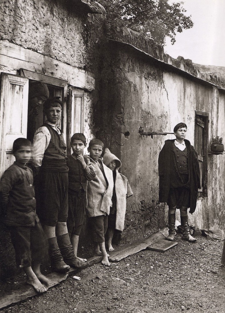 80 ανεκτίμητες φωτογραφίες της Κρήτης 1911 - 1949, - Φωτογραφία 2