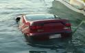 Αυτοκίνητο έπεσε στη θάλασσα στο Βόλο