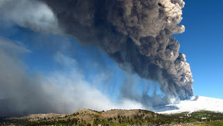 Σε συναγερμό Χιλή και Αργεντινή για το ηφαίστειο Κοπαχούε - Φωτογραφία 1