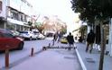 Παρκάρουν πάνω στο ποδηλατόδρομο στα Τρίκαλα - Φωτογραφία 2
