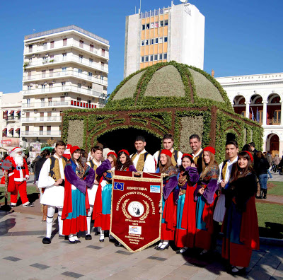 «Χριστουγεννιάτικα Κάλαντα στο Σεβασμιότατο Μητροπολίτη Πατρών κ.κ. Χρυσόστομο, στον Περιφερειάρχη κ. Απόστολο Κατσιφάρα, στο Δήμαρχο κ. Ιωάννη Δημαρά - Φωτογραφία 2