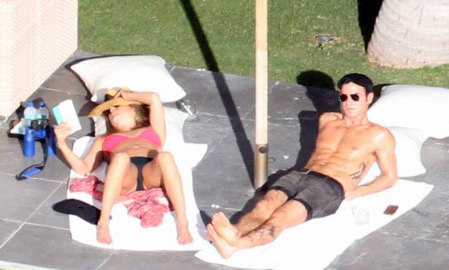 Jennifer Aniston – Justin Theroux: Επέλεξαν τον ήλιο για τις διακοπές τους - Φωτογραφία 1