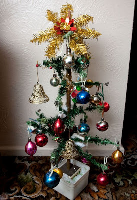 Το αρχαιότερο χριστουγεννιάτικο δέντρο της Μ. Βρετανίας - Φωτογραφία 3