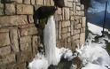 Αχαΐα: Ο χιονιάς επέστρεψε στα ορεινά - Πάγωσαν τα νερά στις υπαίθριες βρύσες των Καλαβρύτων - Δείτε φωτο - Φωτογραφία 1