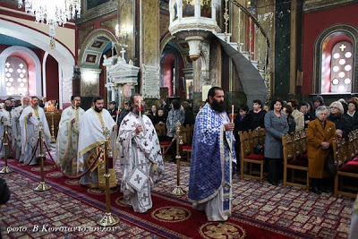 Την Κυριακή 30η Δεκεμβρίου 2012, στον Μητροπολιτικό Ιερό Ναό Αγίου Βασιλείου Τριπόλεως ο... - Φωτογραφία 5