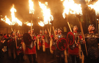 Οι... Βίκινγκς θα υποδεχθούν τη νέα χρονιά στο Εδιμβούργο - Φωτογραφία 2