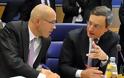 Στην ευρωζώνη το 2013 η Ελλάδα που «είναι σε καλή τροχιά», λέει ο Άσμουσεν