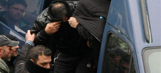 Aγρίνιο-Βόλος-Θεσσαλονίκη: Οι έμποροι ναρκωτικών έδιναν εντολές στους αστυνομικούς - Φωτογραφία 1