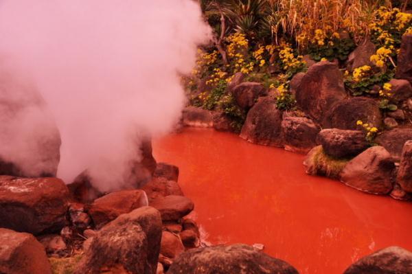 Blood Pond Hell, Η Λίμνη Που Επικοινωνεί Με Τη Κόλαση ... - Φωτογραφία 6