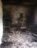 Γιατί έκαψαν τα σπίτια του Μπόμπολα στα Σφακιά - Φωτογραφία 2