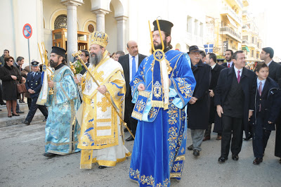 Πάτρα: Δείτε φωτό από τον αγιασμό των υδάτων - Φωτογραφία 6