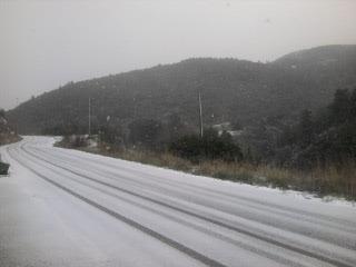 Χιόνισε ακόμα και στην Αβάντων! Φωτογραφίες από Κύμη και Σέττα - Φωτογραφία 3
