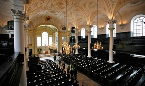 Ιδρύθηκε η πρώτη εκκλησία για… άθεους στο Λονδίνο - Φωτογραφία 1