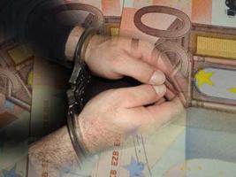 Πρέβεζα: Μεγάλη επιτυχία της αστυνομίας - Βρέθηκαν χιλιάδες ευρώ σε πλαστά χαρτονομίσματα - Φωτογραφία 1