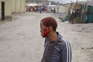 Ν. Αφρική: Επεισόδια σε διαδήλωση εργατών σε αμπελώνες - Φωτογραφία 1