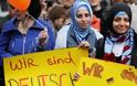Έρευνα: Κακοπληρωμένοι συγκριτικά οι μετανάστες στη Γερμανία