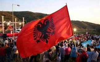 «Ερυθρόμαυρη Συμμαχία»: Δημοψήφισμα για την ενοποίηση με το Κόσοβο - Φωτογραφία 1