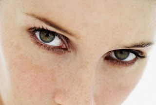 Πόνος στο μάτι: Ο οφθαλμίατρος απαντά… - Φωτογραφία 1