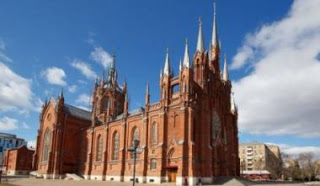 Ο καθεδρικός ναός της Κολωνίας κλονίστηκε από τη νέα στάση του μετρό - Φωτογραφία 1