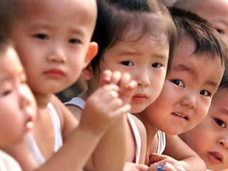 Η πολιτική του ενός παιδιού πλήττει την οικονομία της Κίνας - Φωτογραφία 1