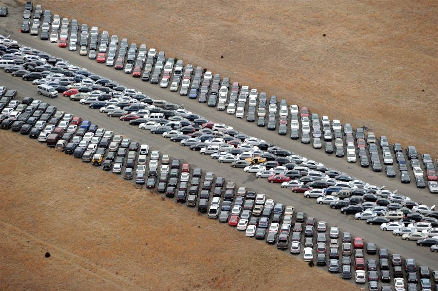 ΑΠΙΣΤΕΥΤΟ! Δείτε πού πήγαν όλα τα αυτοκίνητα που «χτύπησε» ο τυφώνας Σάντι - Φωτογραφία 2