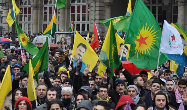 Κουρδικές αντιδράσεις για την εκτέλεση των τριών αγωνιστριών στο Παρίσι - Φωτογραφία 4
