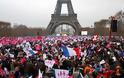 Γαλλία: Εκατοντάδες χιλιάδες διαδήλωσαν κατά του νέου νόμου για τους γάμους των ομοφυλόφιλων.. - Φωτογραφία 1