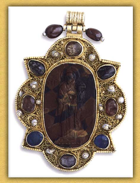2549 - Τα βυζαντινά εγκόλπια της Ιεράς Μονής Βατοπαιδίου Αγίου Όρους - Φωτογραφία 4