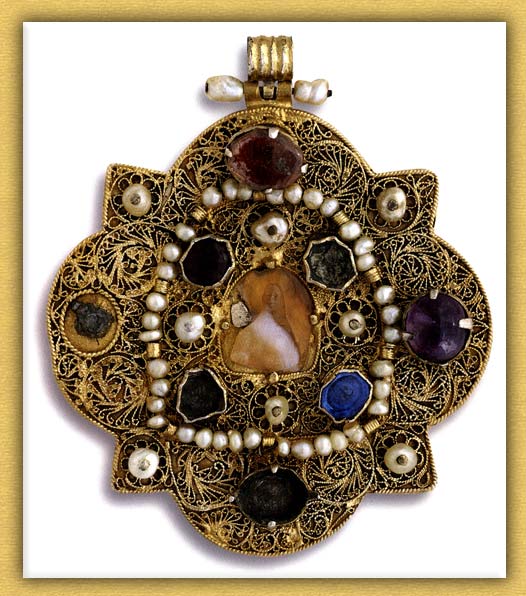 2549 - Τα βυζαντινά εγκόλπια της Ιεράς Μονής Βατοπαιδίου Αγίου Όρους - Φωτογραφία 6