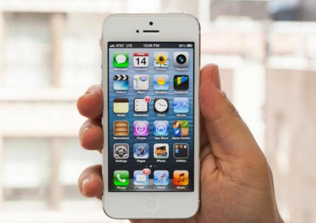 Ποια είναι η «μανία» των χρηστών του iPhone 5 - Φωτογραφία 1