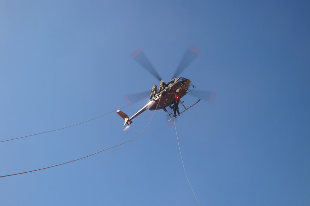 Άσκηση καταρρίχησης της Μονάδας Εφέδρων Καταδρομών Μ.Ε.Κ. απο ελικόπτερο - Φωτογραφία 50