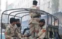 Δυνάμεις ασφαλείας συγκρούστηκαν με διαδηλωτές στο Πακιστάν