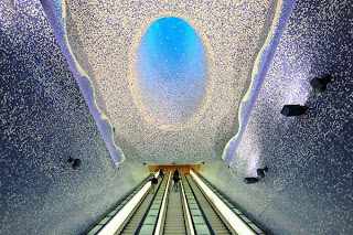 Φανταστικός σταθμός μετρό στη Νάπολη! - Φωτογραφία 1