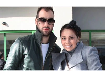 Πασίγνωστη Ελληνίδα έγκυος και πάλι στο τρίτο παιδί της - Φωτογραφία 2