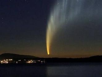 Ο λαμπρότερος κομήτης - Φωτογραφία 1