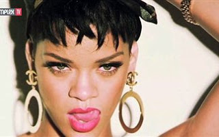 Στα παρασκήνια της φωτογράφισης της Rihanna - Φωτογραφία 1