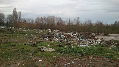 Για μόλυνση του ποταμού Βοσβόζη στην Κομοτηνή, κάνει λόγο αναγνώστης - Φωτογραφία 8